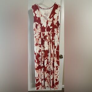 Ingrid & Isabel maternity Floral Sleeveless Maxi Dress